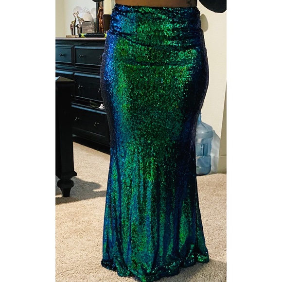 Windsor Dresses & Skirts - Mermaid skirt